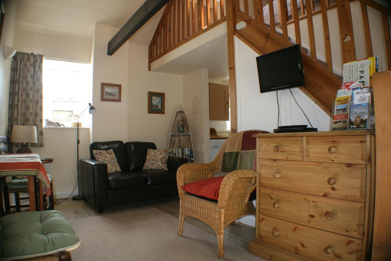 The Old Forge Bed & Breakfast Pickering Exterior photo